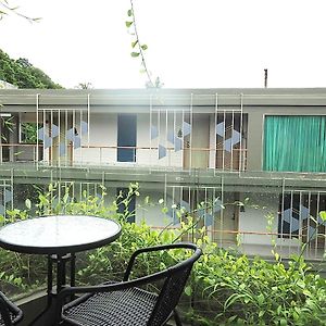 Deluxe Twin Room Pool View